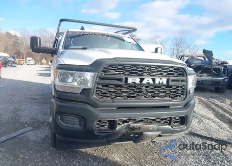 2022 Ram 2500 Tradesman 4X4 8' Box from USA, damaged, VIN 3C6UR5HJ5NG202456